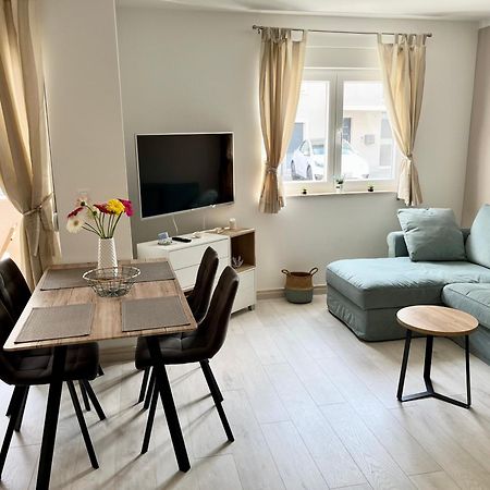 Apartment Laura Подстрана Экстерьер фото